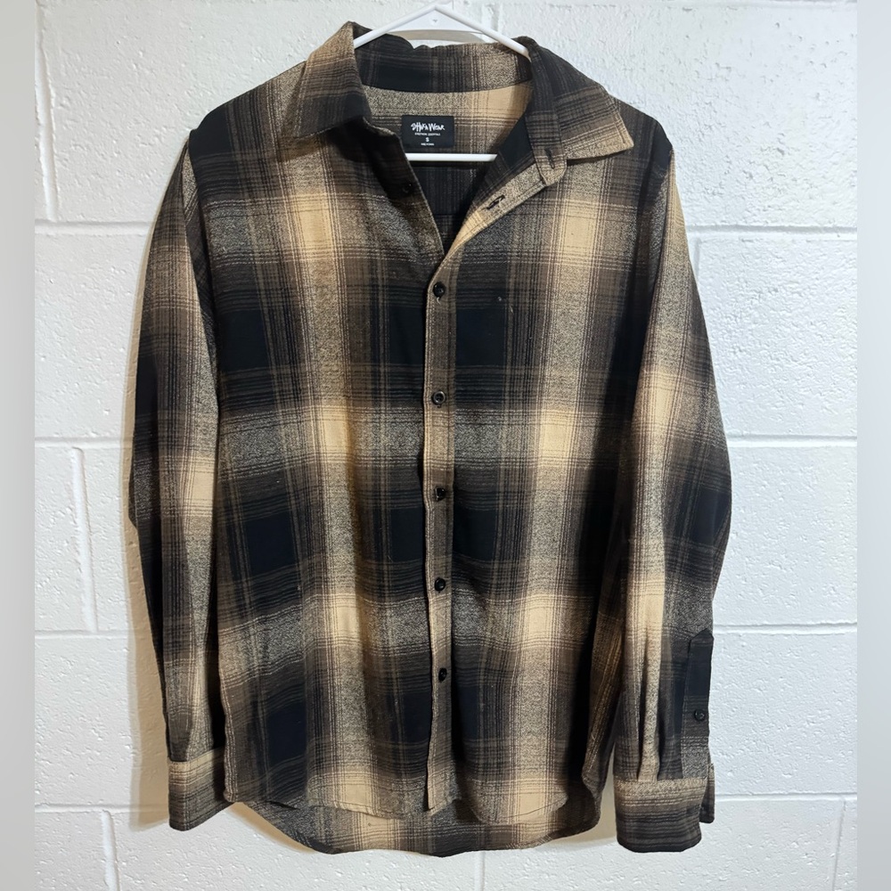 Stylish Black and Tan Plaid Men's Shirt